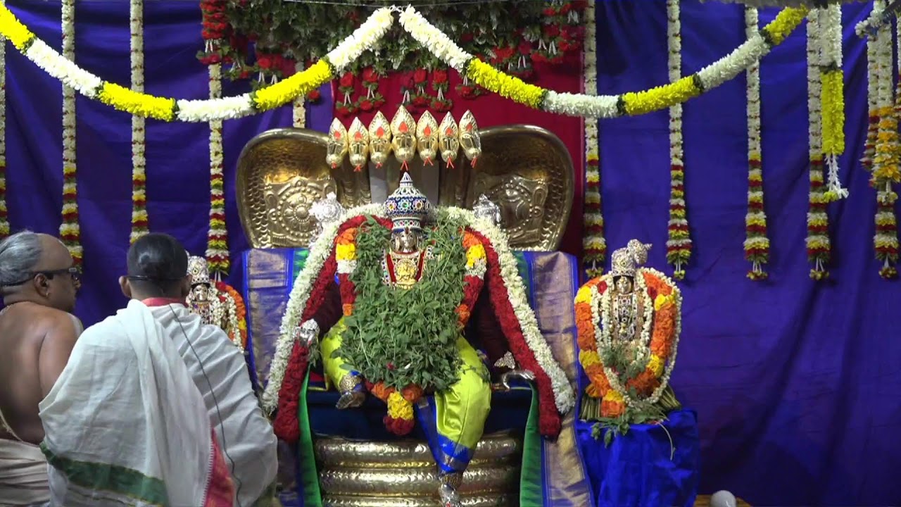 Vaikunta Ekadasi Uttara Dwara Darshanam