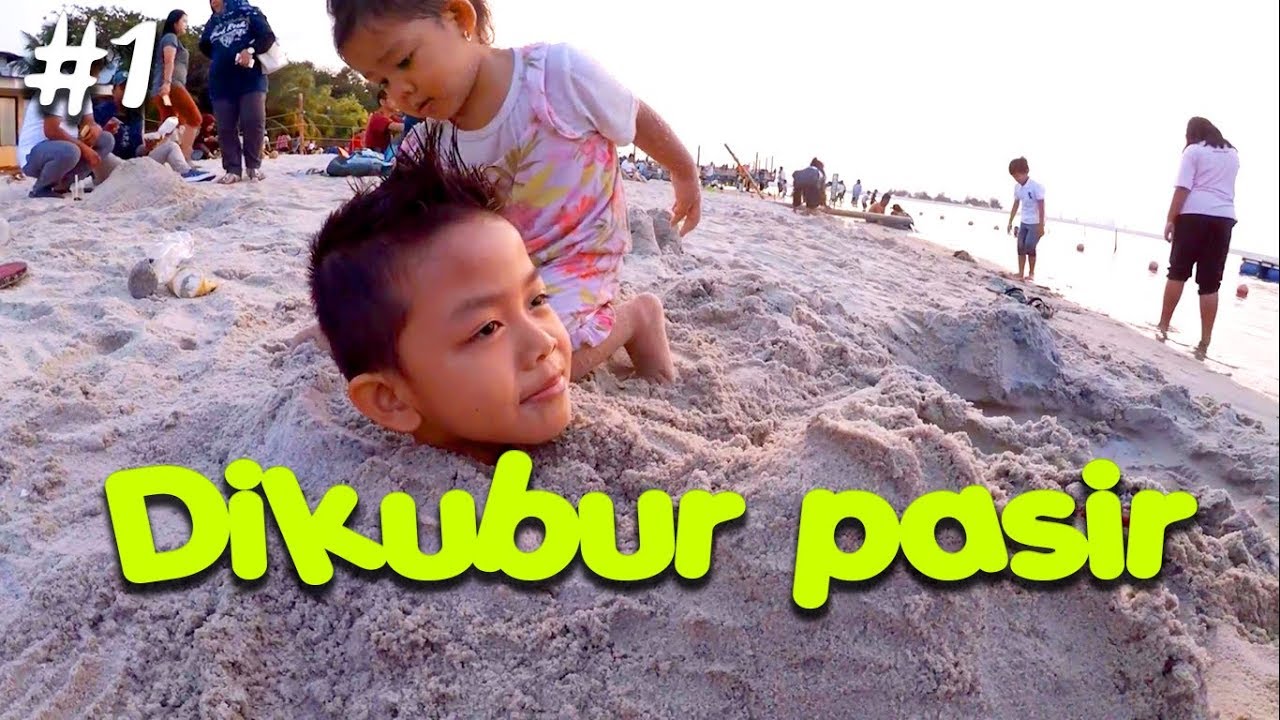 Bermain Pasir di Pantai Ancol | Vlog #1 Neo dan Airish