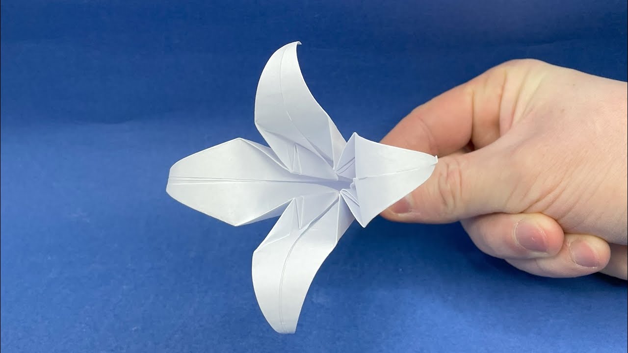 Bloem Vouwen | Hoe een leliebloem van papier te vouwen | Origamibloem