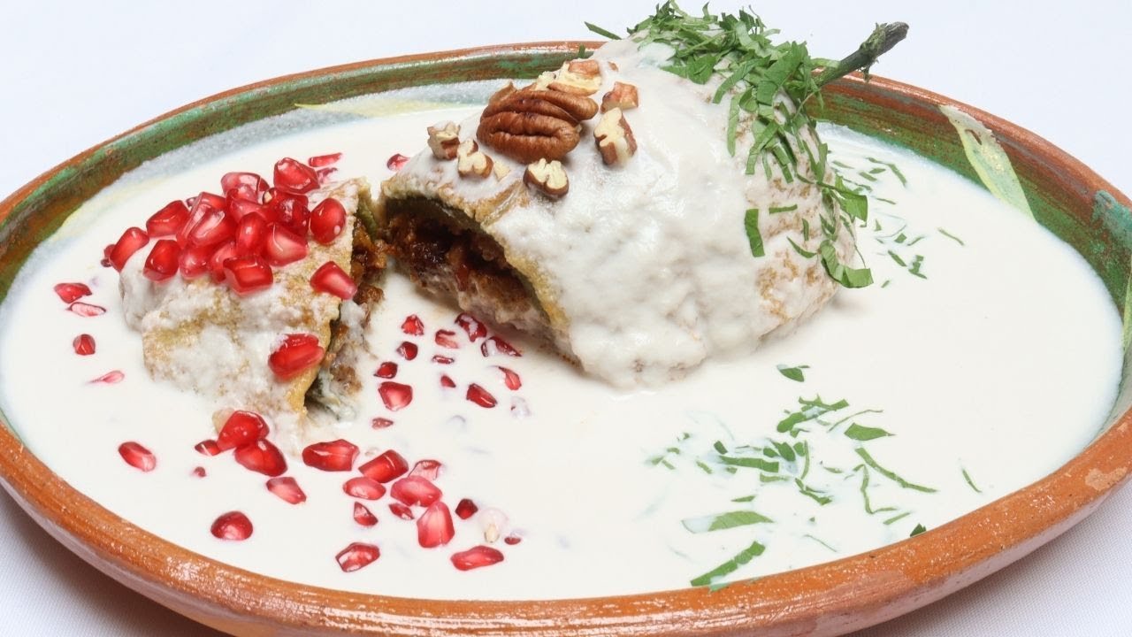 Chiles en nogada