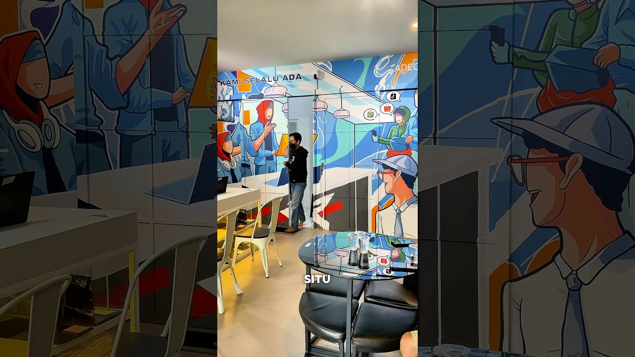 Mural untuk menyamarkan pintu  #mural