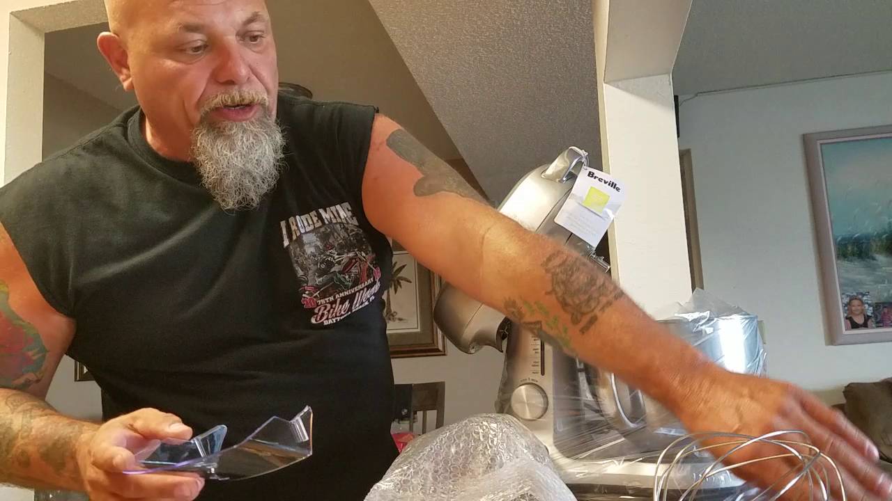Unboxing Breville scraper pro stand Mixer model no.BEM800Xl-
