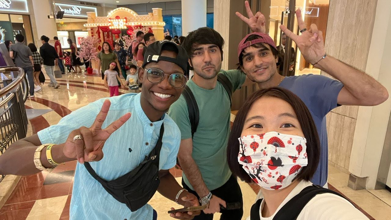 HAPPY VALENTINE'S DAY FROM MALA🇲🇾