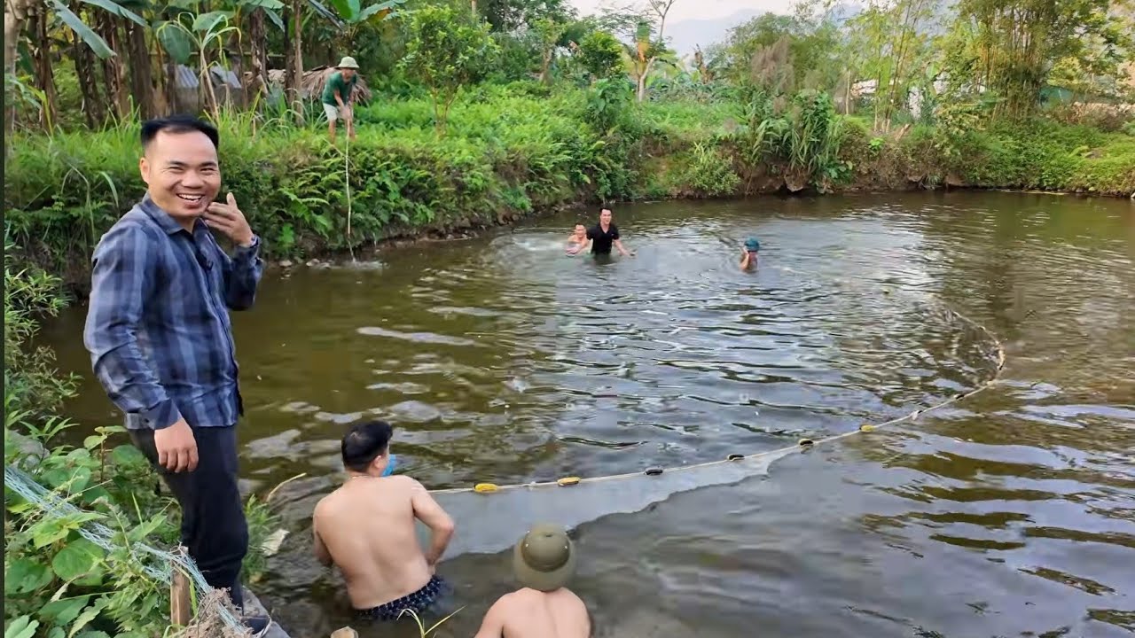 Cả l&agrave;ng t&aacute;t Ao v&eacute;t đ&agrave;n C&aacute; Thần 3 con nặng 20kg to&agrave;n m&oacute;n ngon kh&oacute; cưỡng. Nguyễn Tất Thắng