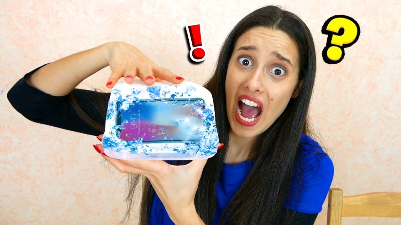 HO CONGELATO IL CELLULARE DELLA REBBY!!