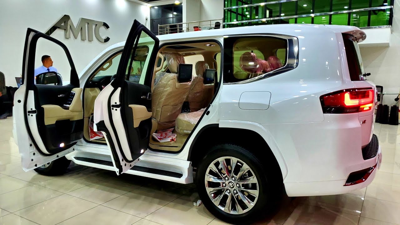 Toyota Land Cruiser 2022, new look, interior and exterior, V6 3.5L
