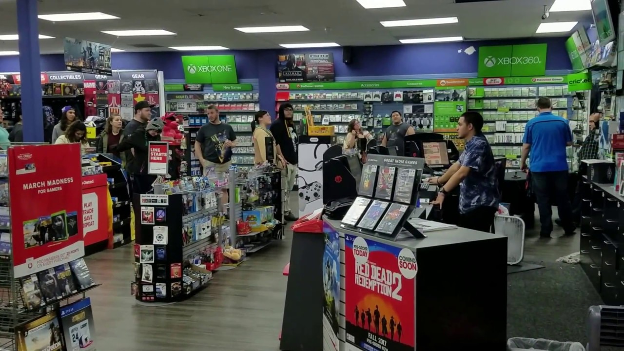 GAMESTOP NINTENDO SWITCH MIDNIGHT RELEASE  3-3-17