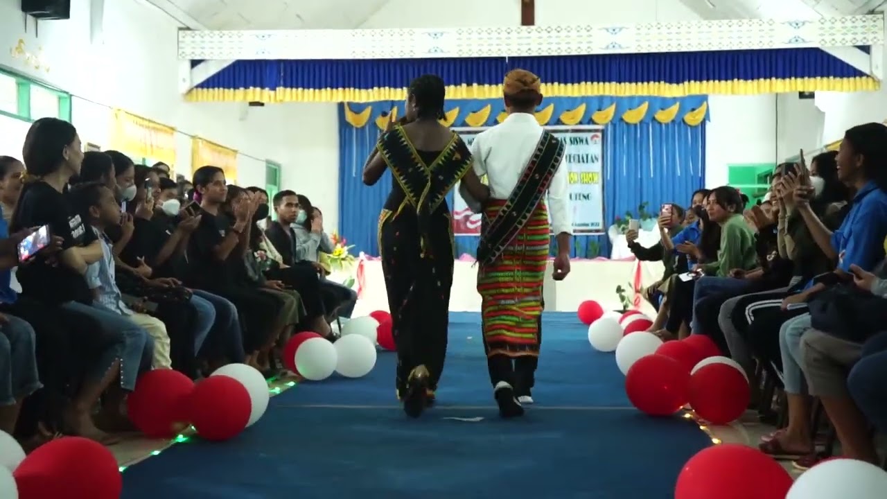 Fashion Show dan Tari Tradisional 2022 - SMAK SETIA BAKTI RUTENG 2022