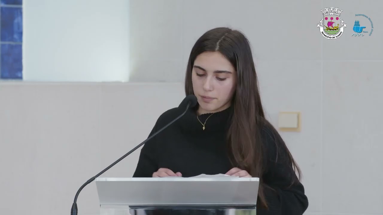 Intervenção da deputada Lara Fernandes Lourenço que questiona sobre estacionamento na Praia da Barra