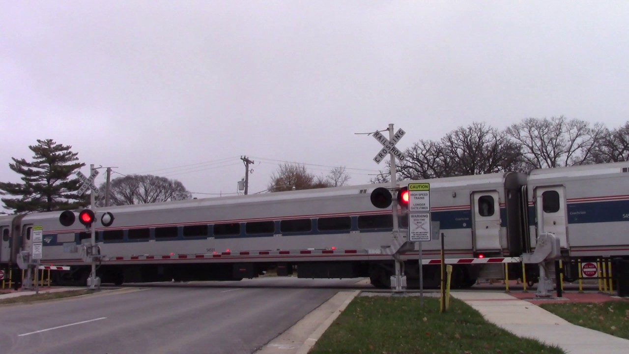 Madison St. Grade Crossing (Pontiac, IL) 11/27/16