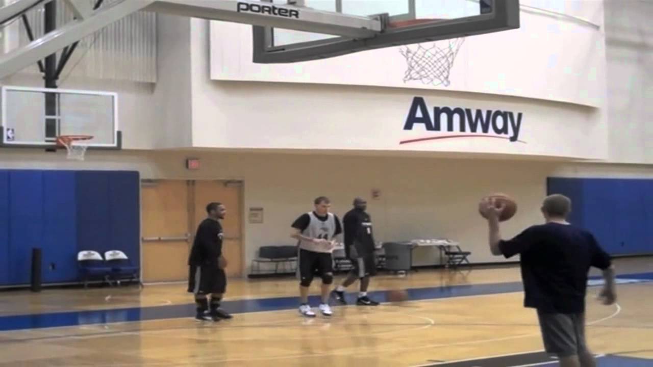 Jason Williams, Anthony Johnson and Jameer Nelson - Practice : Shooting Drills [Oct. 24, 2009]