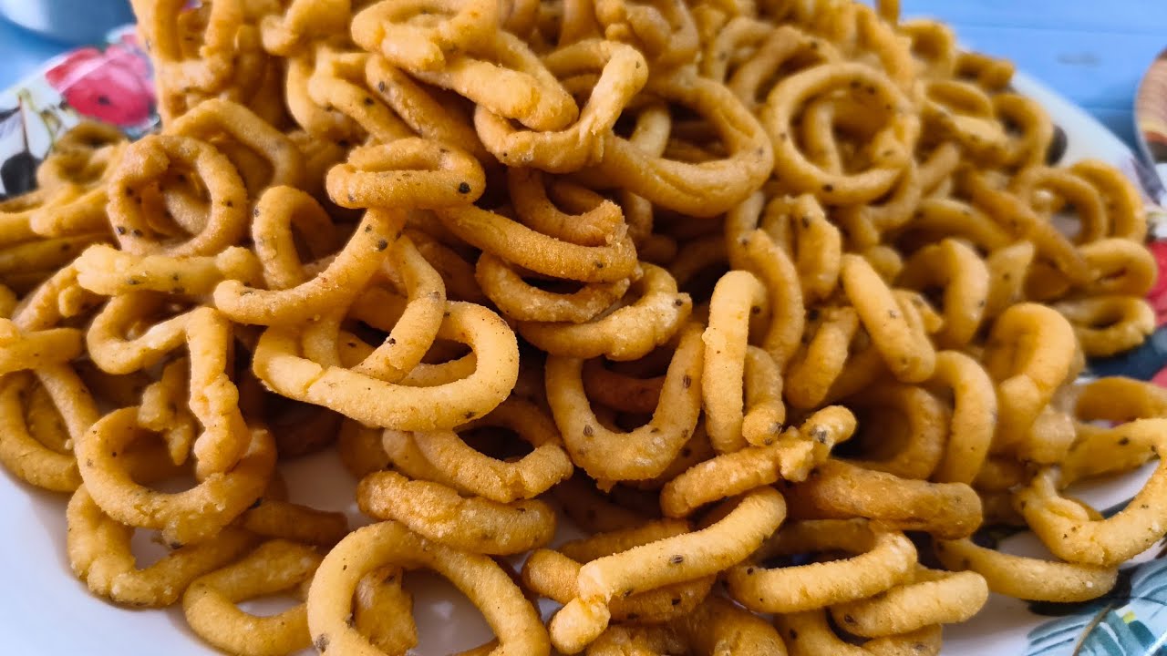 Chegodilu making👆 no maida weekend snack recipe  do it everyone😋 #recipe #snacks#tastyfood 