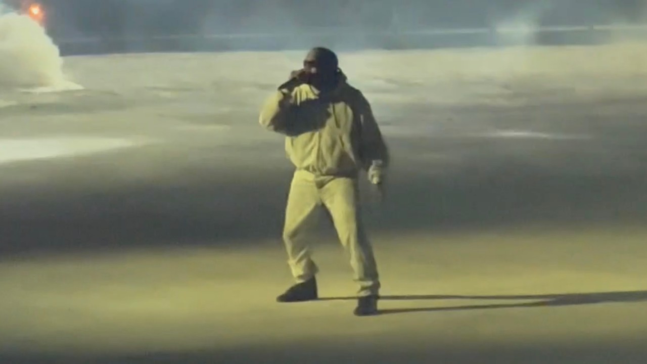 Ye | Stronger