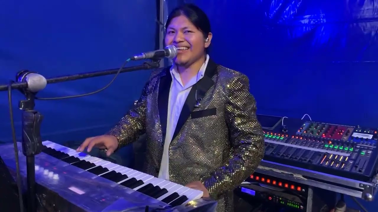 La Poderosa Orquesta 🎹🥁🎸🎙️ en vivo Monserrath OTAVALO 2024