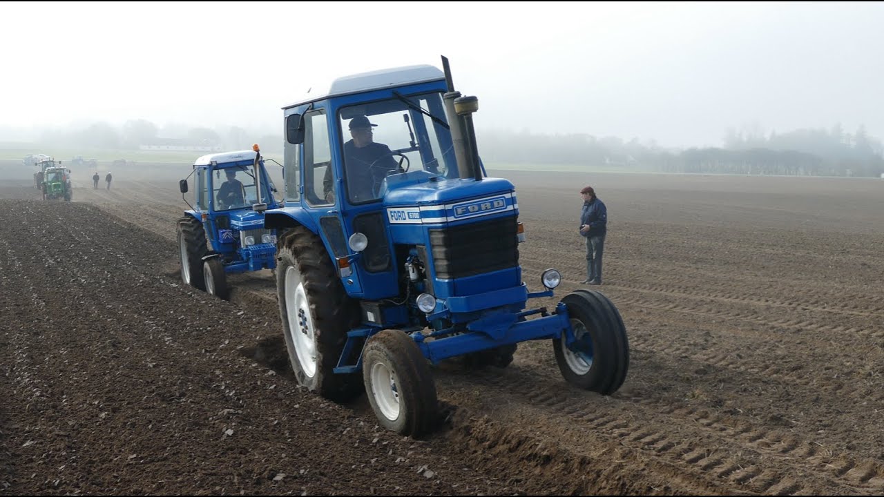 FORD 6700 Pulling Plowing In Denmark