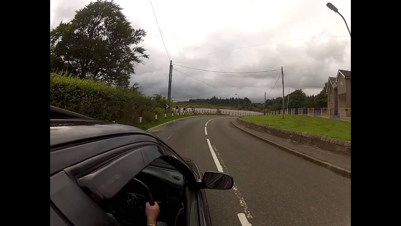 Civic vtis mb6, country roads in Scotchland..Airborn over crest!!