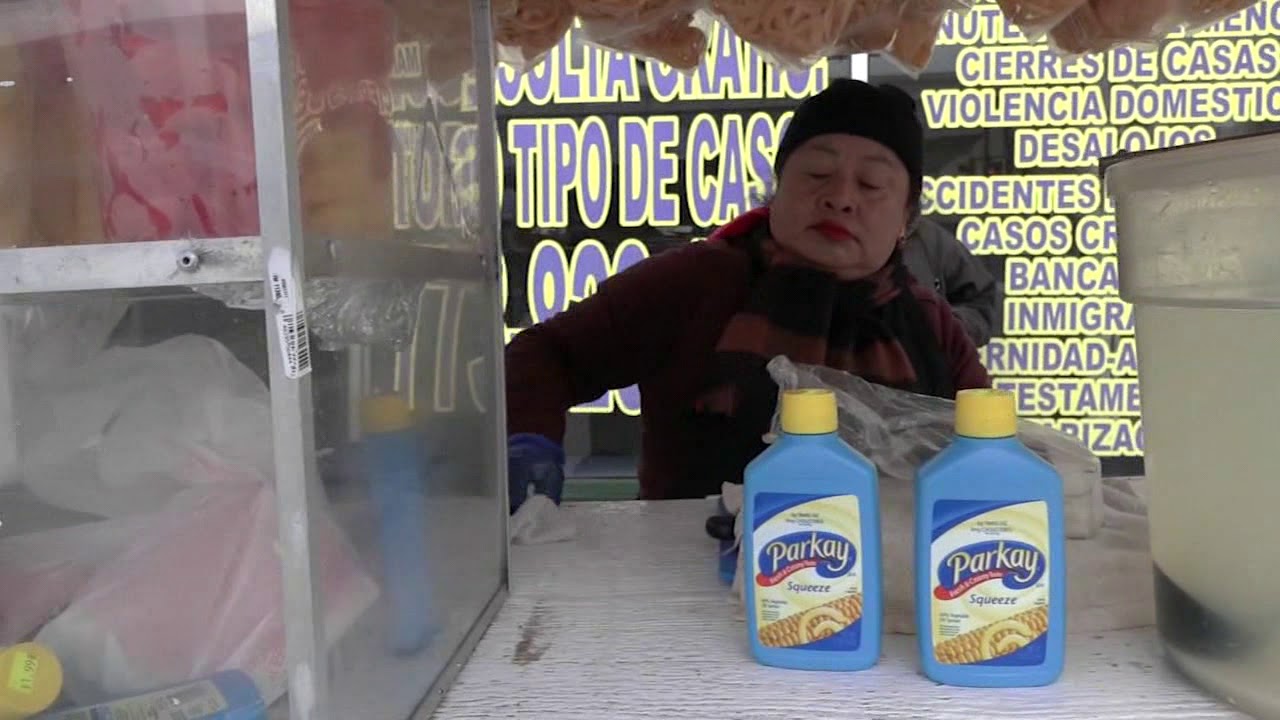Coronavirus Chicago | Little Village street vendors still working amid COVID-19 pandemic