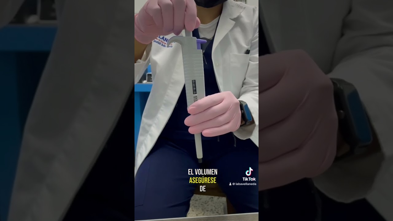 Ajuste del volumen #labclinico🦠🔬 #micropipeta #pipeteo #laboratorio