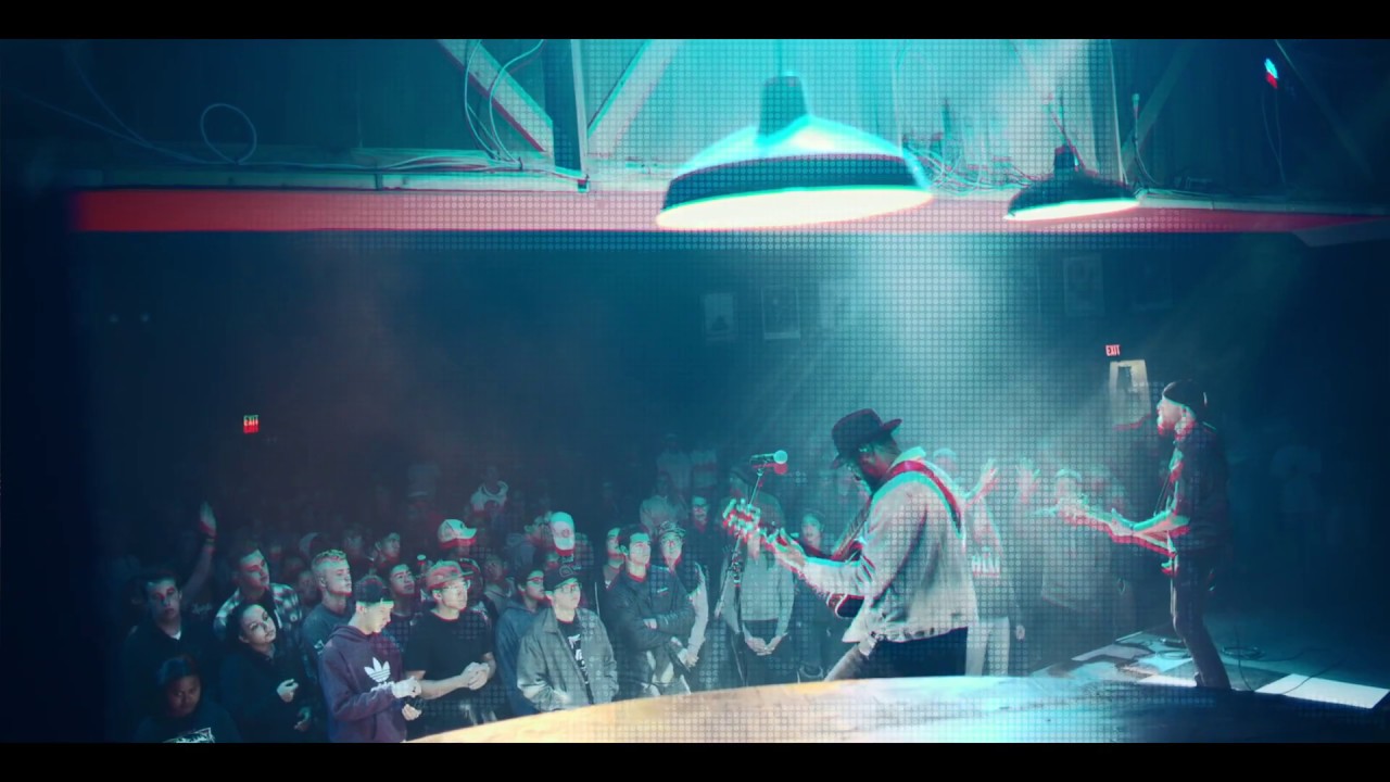 TEMITOPE: GOD YOU REIGN (LIVE)