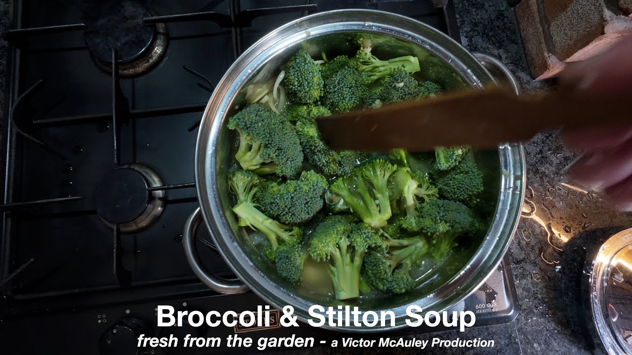 brocolli and stilton soup   4K