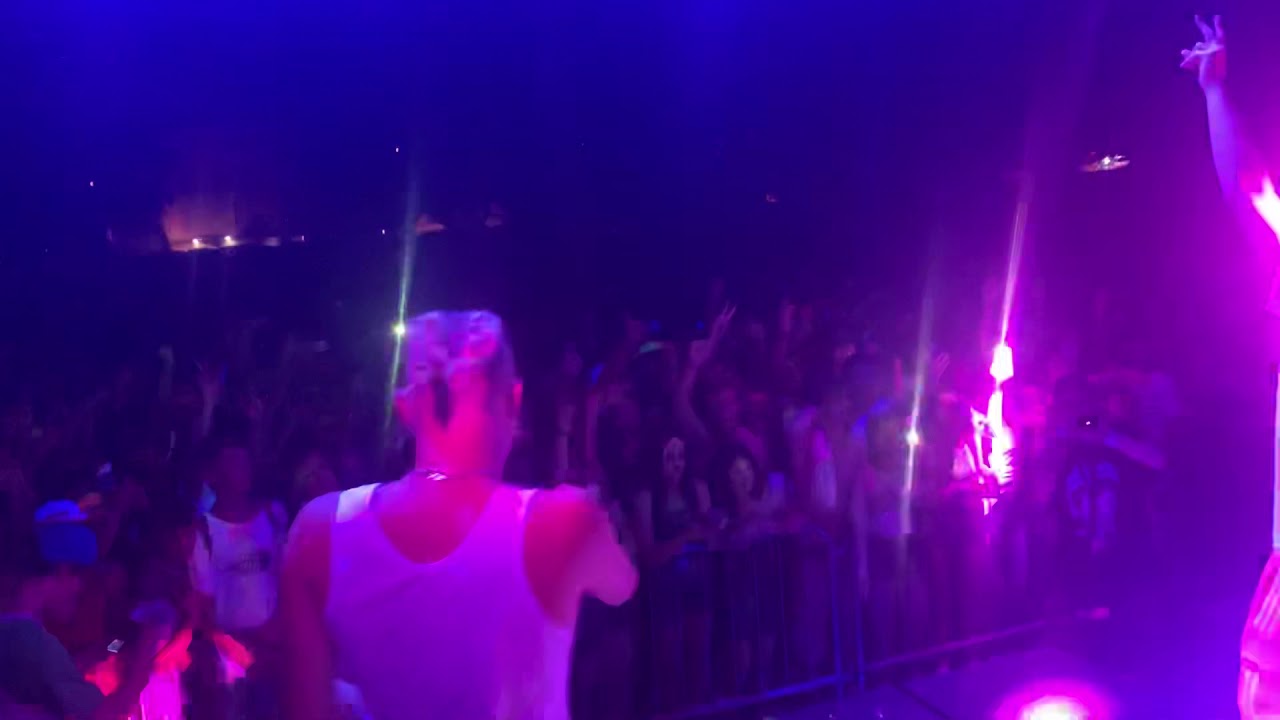 Guarda come Flexo 2 Live w/Mambolosco /KOLORSLAND 2019