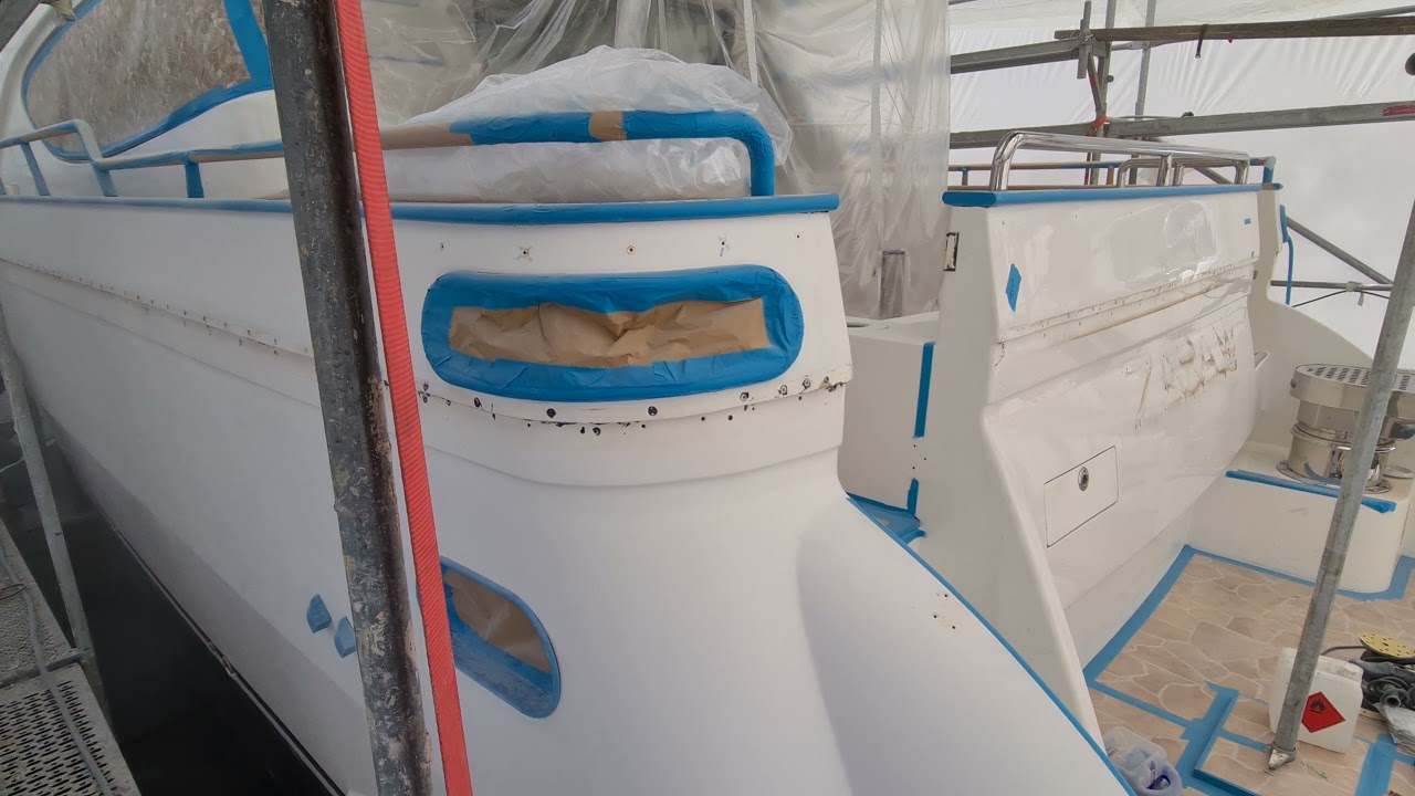 Yacht painting. Sanding, sanding, sanding. A never ending story.