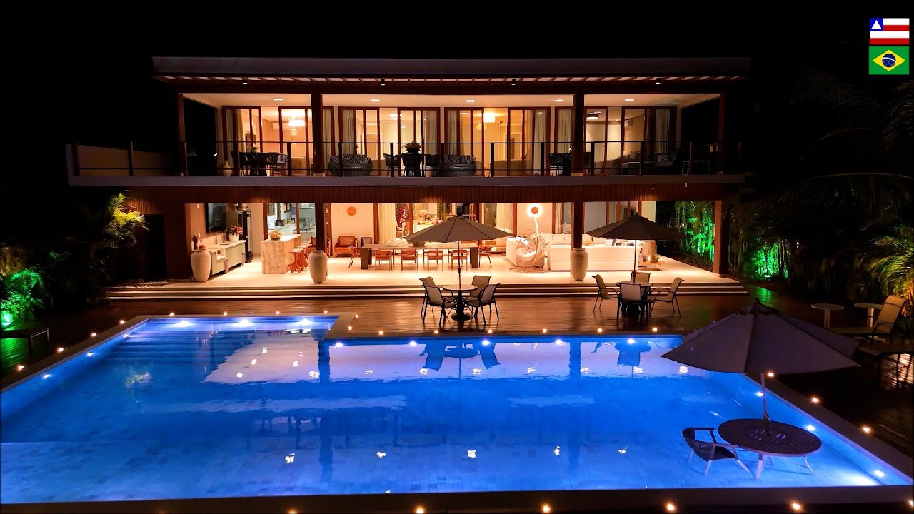 CASA TAURUS; à beira mar, composta p/ 8 Suítes + 1 de DCE c/ Academia - Beach House & Private Club