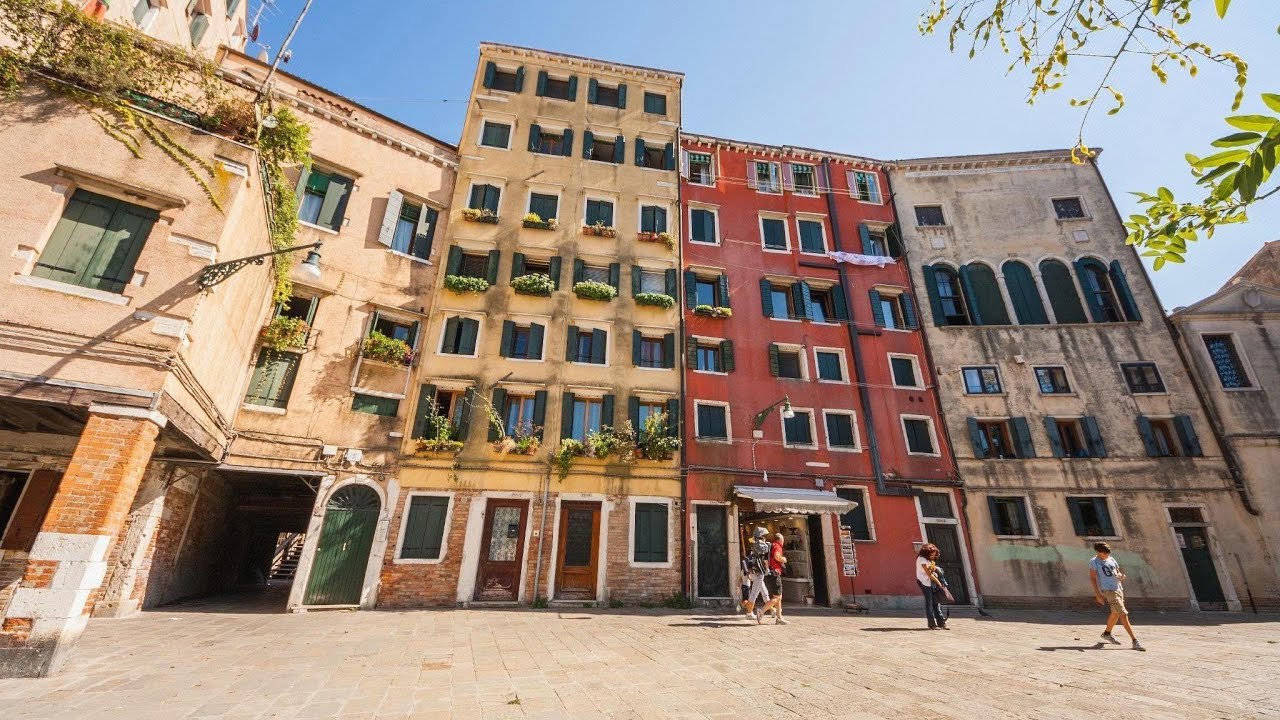 Locanda Al Leon, Venice, Italy
