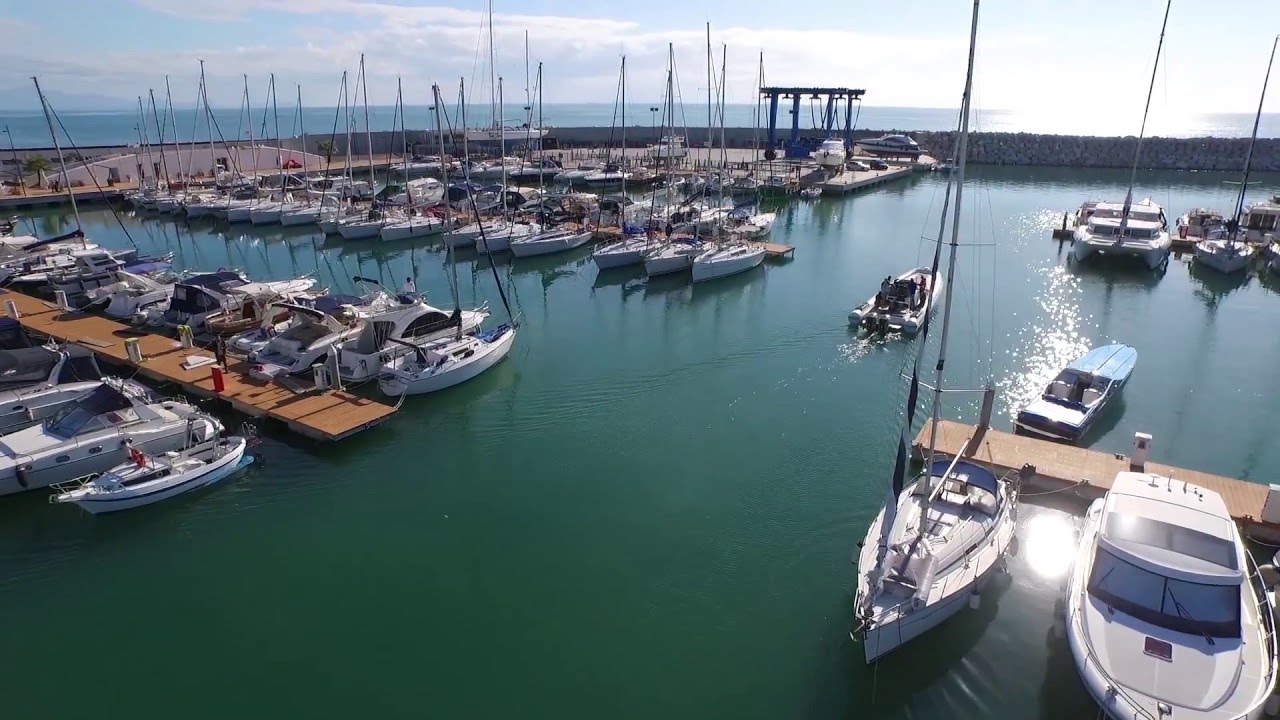 Porto Marina D'Arechi,. riprese aeree con drone, Dji Inspire Pro in 4 k, Salerno  Italia