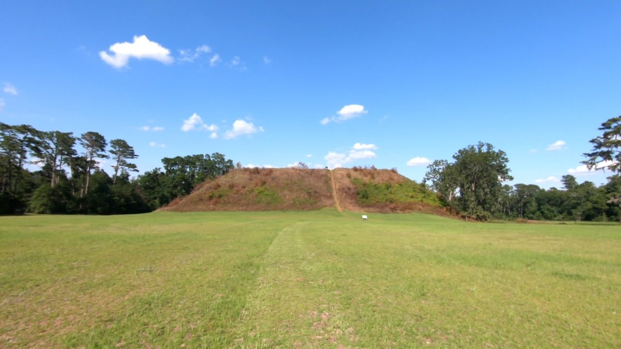 Huge Native American Temple Mound In Georgia