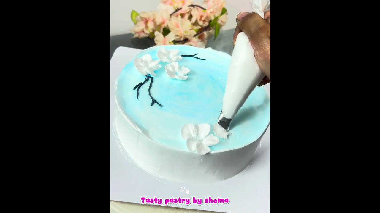 ফ্লোরাল কেক ডেকোরেশন 