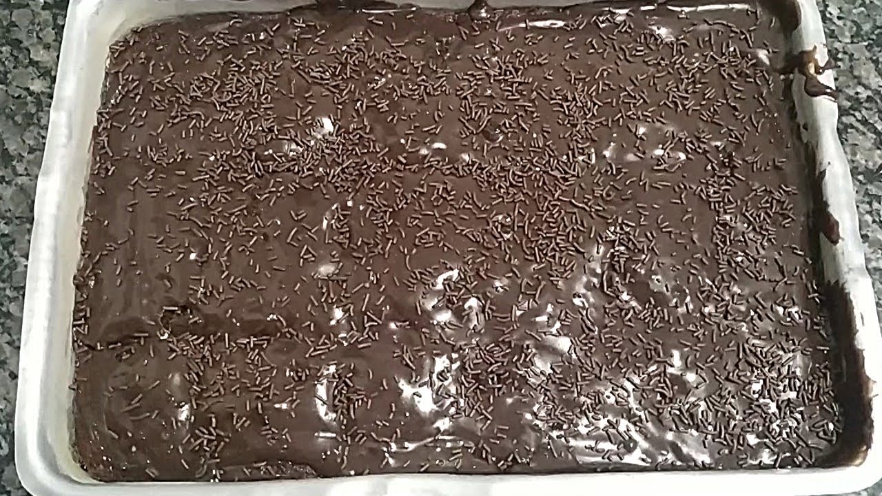 Bolo De Chocolate Fácil e Fofinho