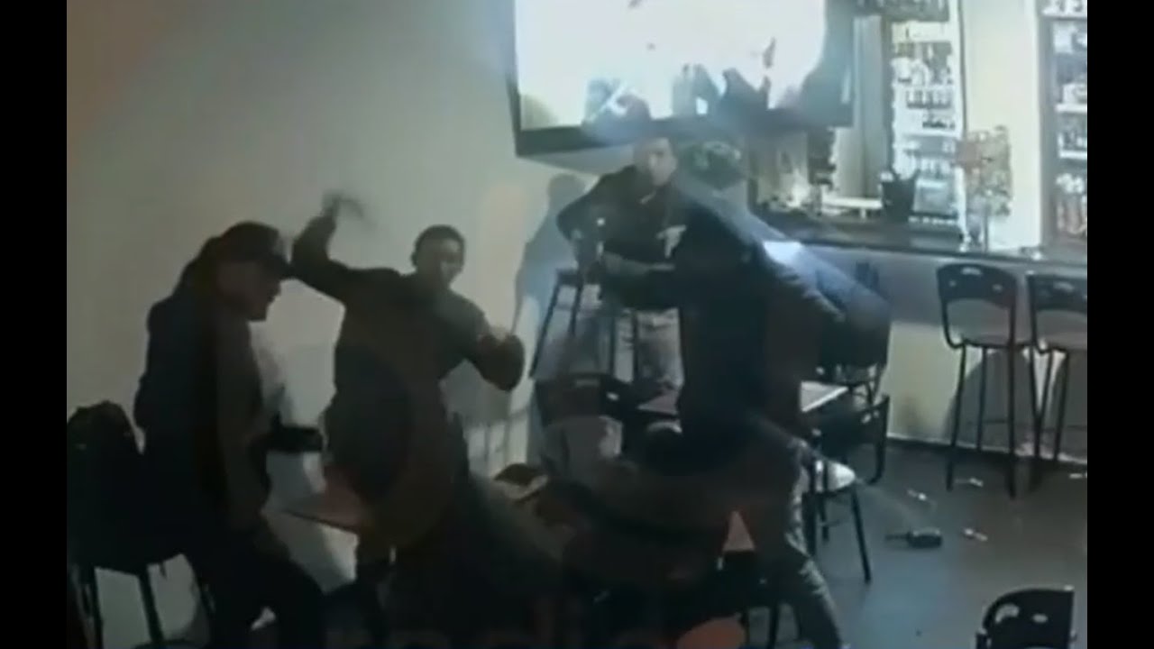 A botellazos, así ahuyentaron a ladrones en el barrio Normandía de Bogotá
