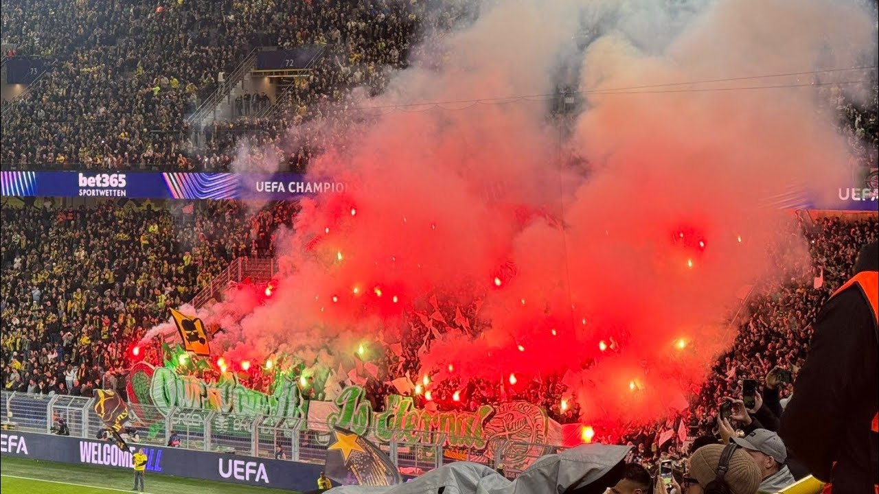 Celtic Fans Brilliant Pyro Display At Borussia Dortmund