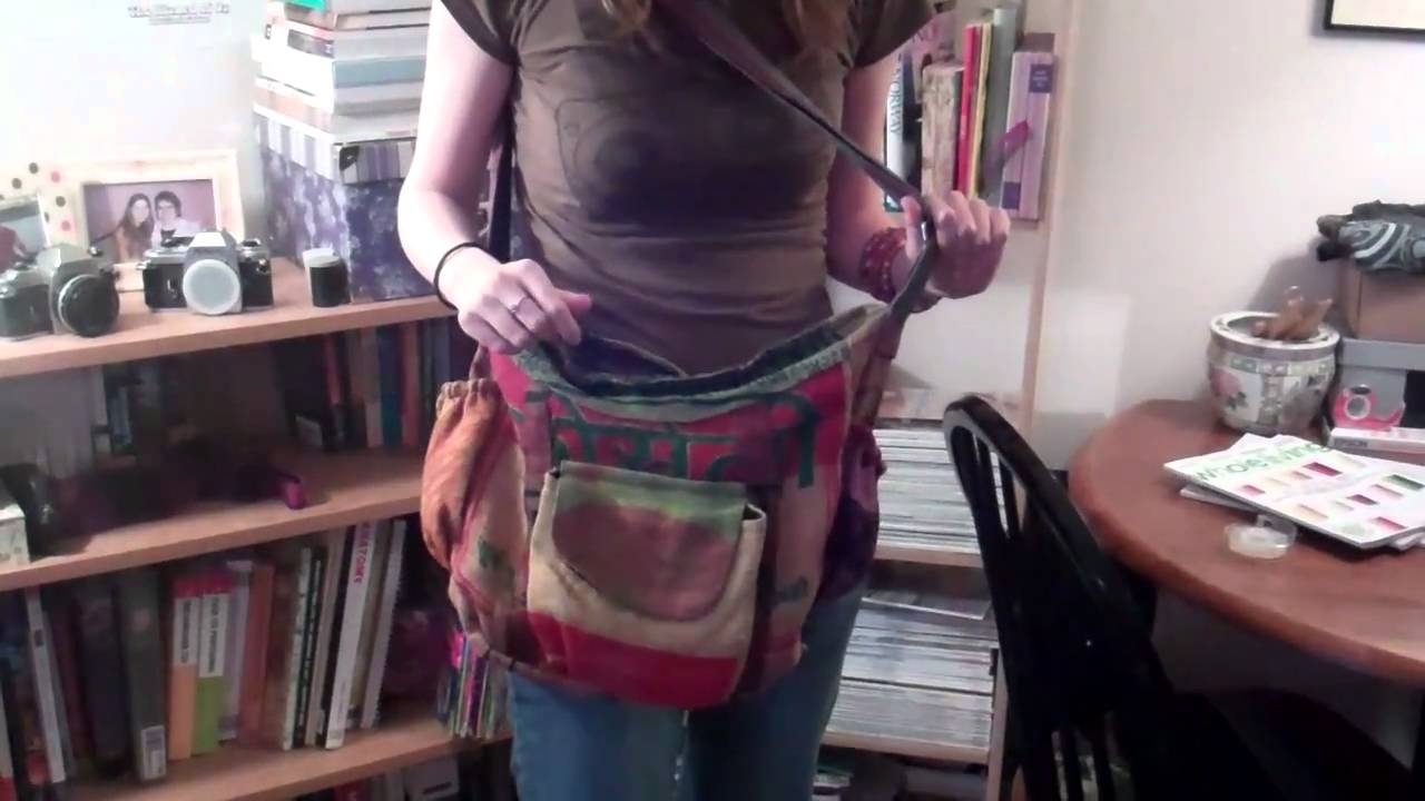 Leiah reviews Recycled Rice Messenger Bag from Soul Flower