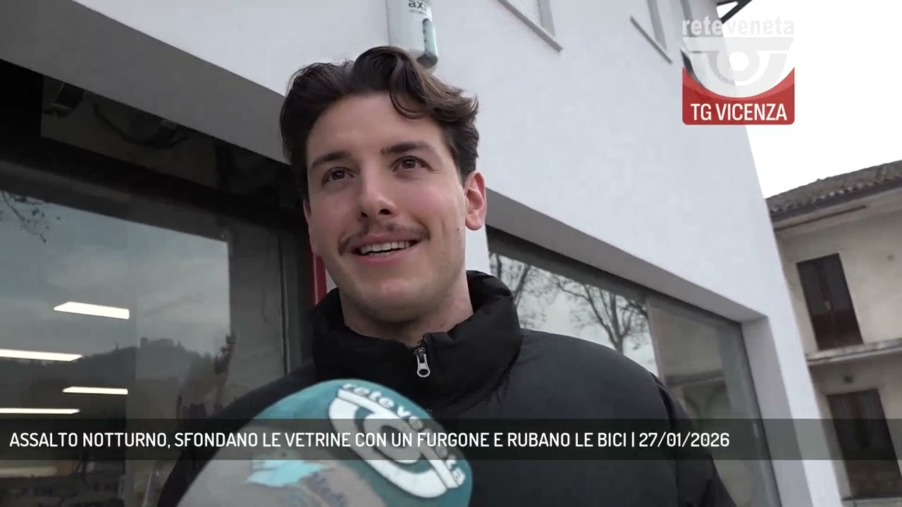 ASSALTO NOTTURNO, SFONDANO LE VETRINE CON UN FURGONE E RUBANO LE BICI | 27/01/2026