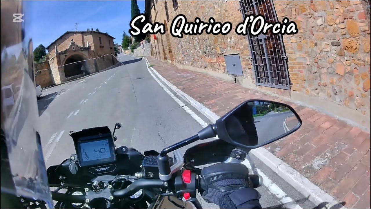 Moto in Val d&rsquo;Orcia 🚀 | Viaggio tra le strade panoramiche della Toscana