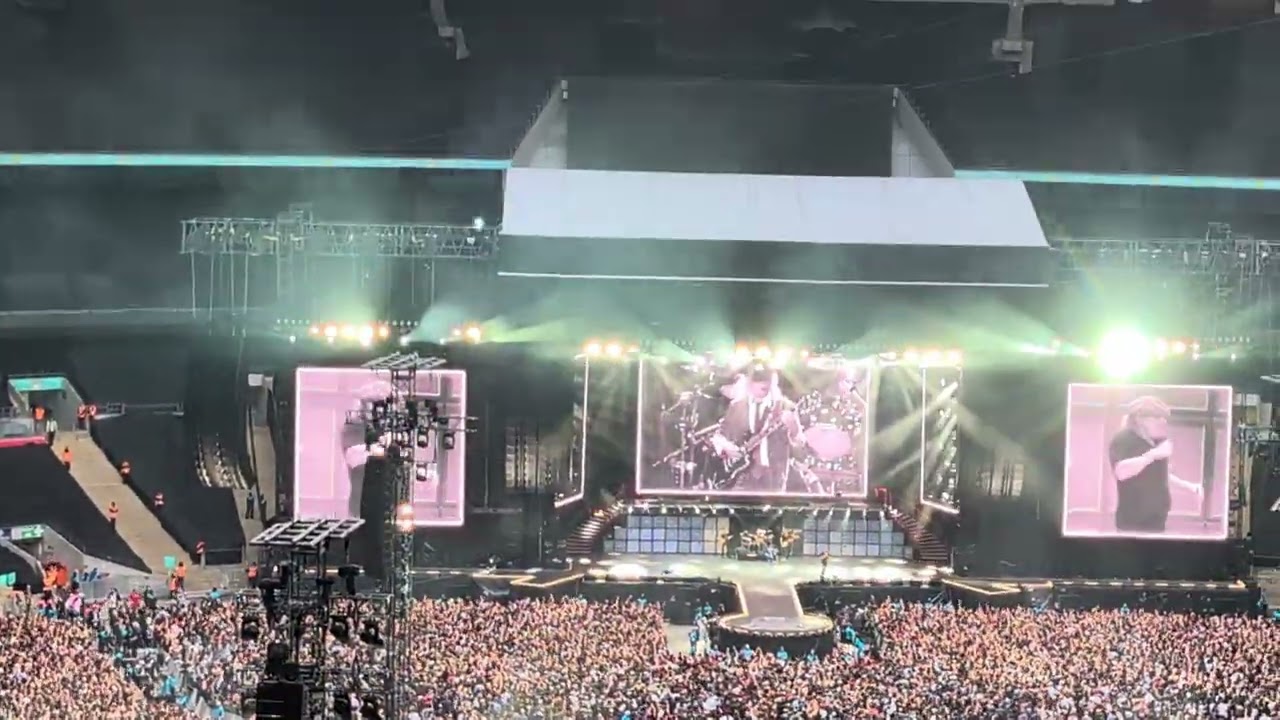 AC/DC Back in Black live. Wembley stadium 3.7.24