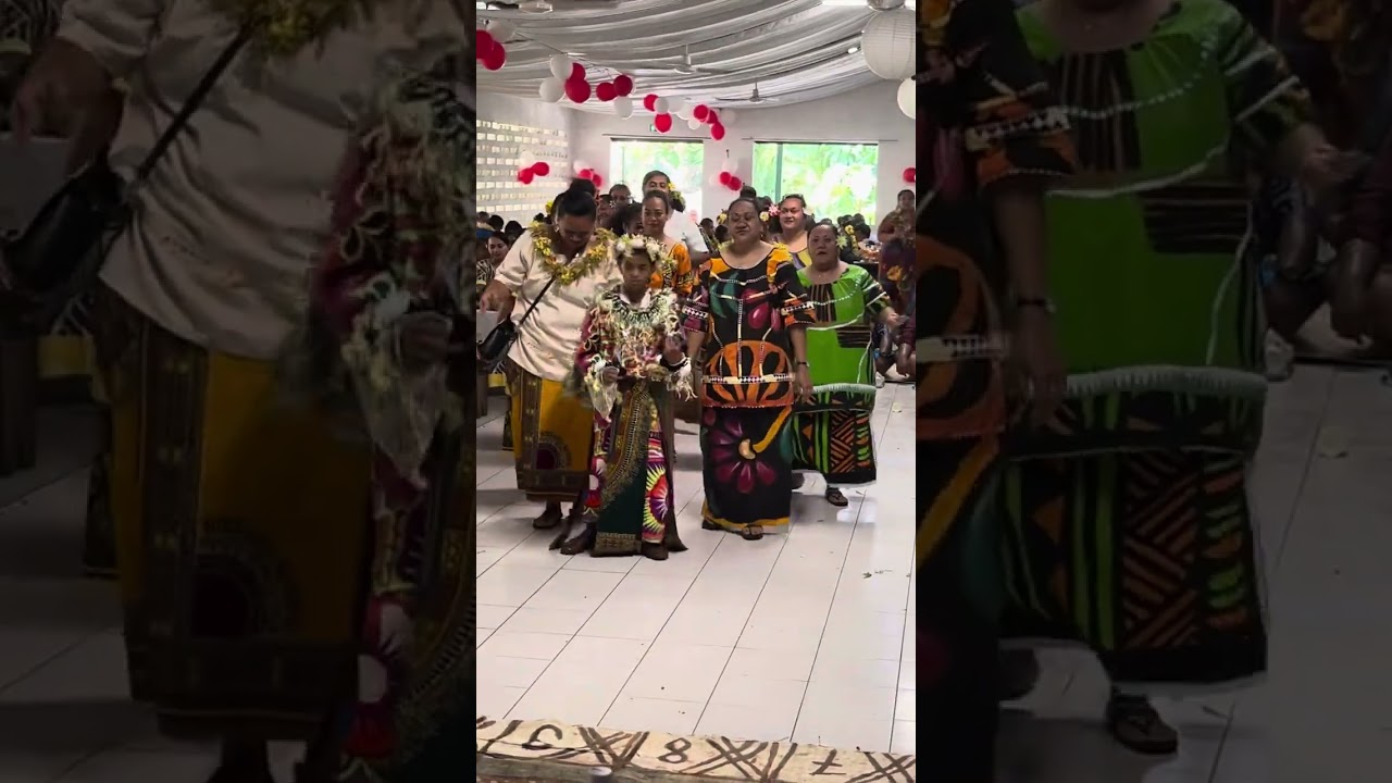 Communion Titilaiki Selenimo rentrée du gâteau