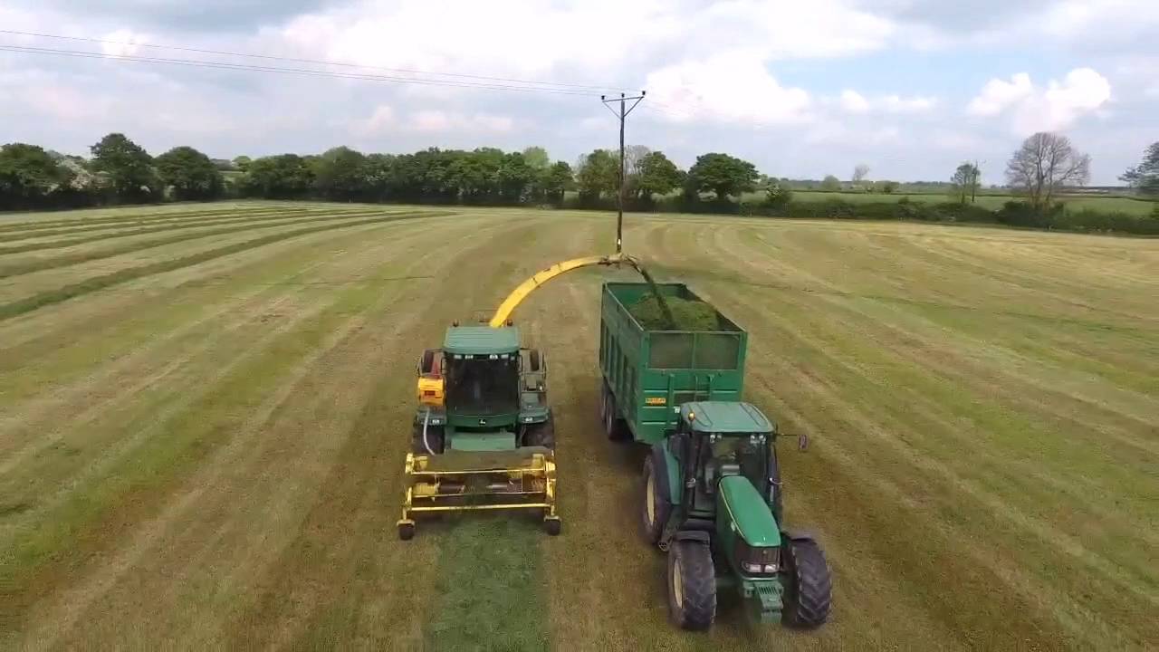 Kennedy Agri at silage in Kilkenny 2016
