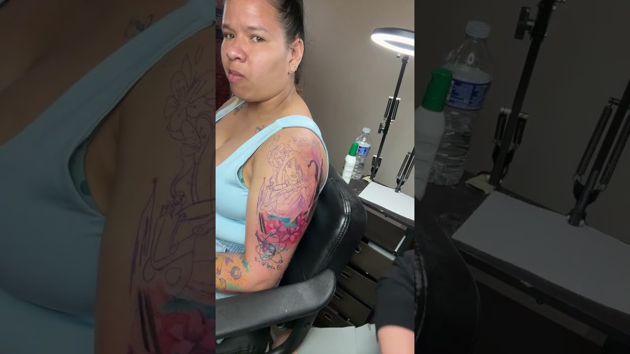 Tattoo Mulan full color. Momentos destacados de David tattoo está en vivo (