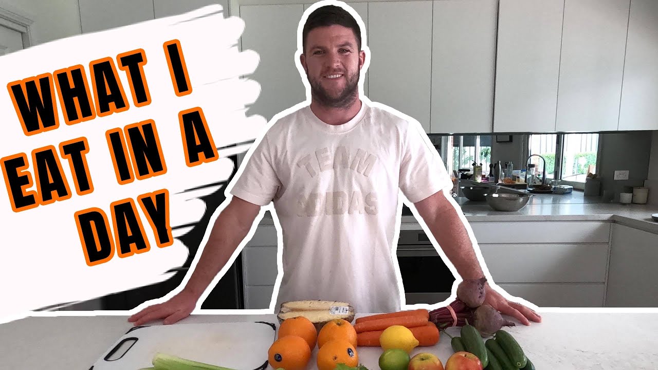 WHAT I EAT IN A DAY