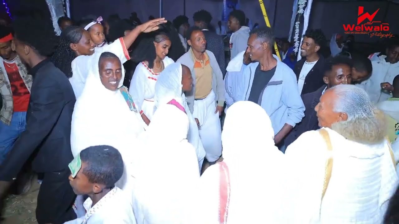 ዋውውው ልዓይንካ ዝስሕብ መርዓ መብሬ ምስ ፍኒ ኣብ ዕዳጋ ሓሙስ ጣቆት ዝገርም ጭራ ኣረጋዊ ወዲቀሺ ምስ ሰለሙን ሓጎስ ኣብ ግጥሚ 
