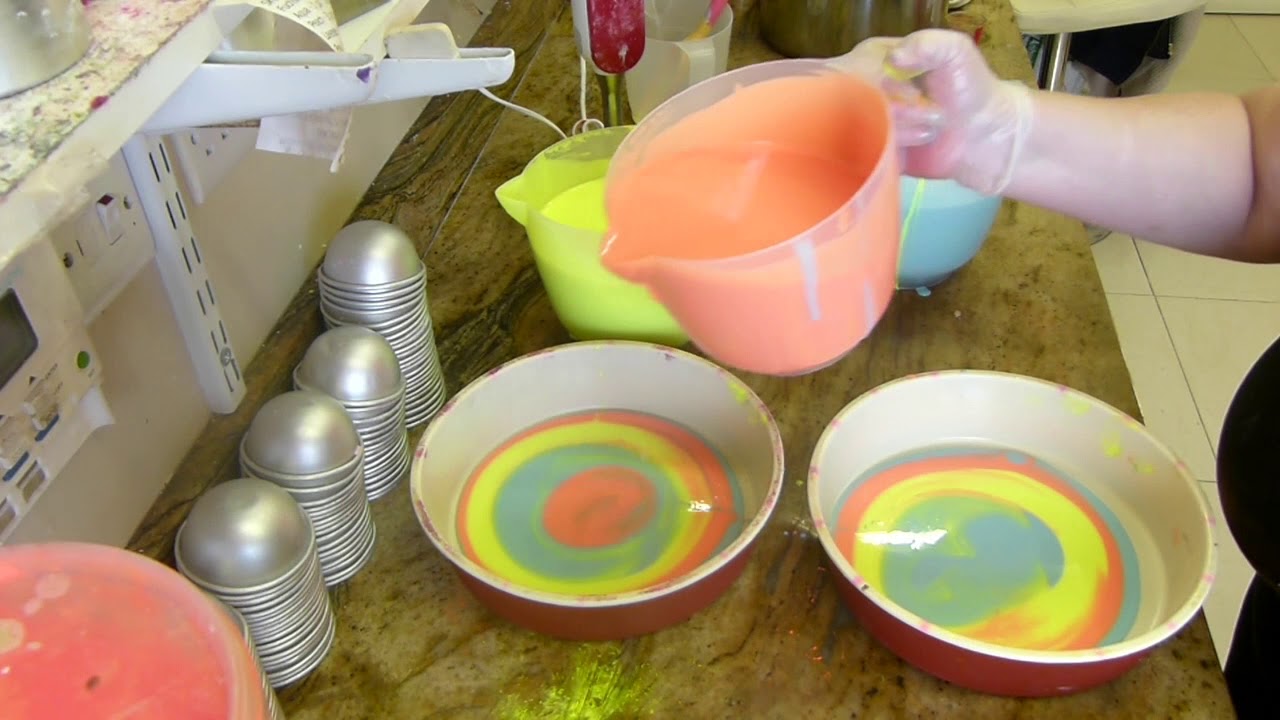 Fake Funnel Pour Soap into Cake Mould