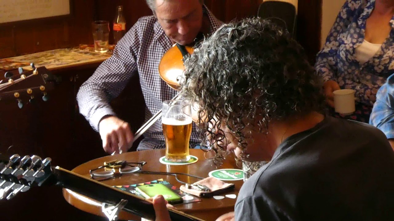 session in Beedy's Bar, Dungloe, August 2019