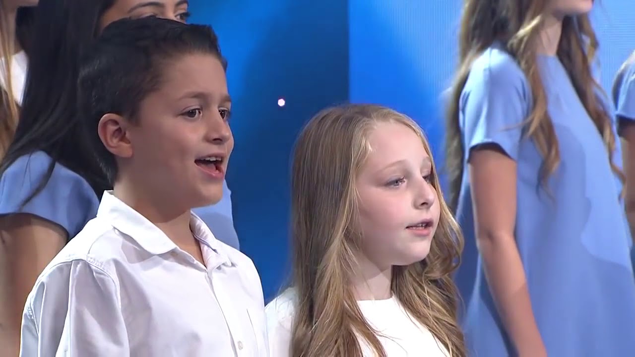 ילדים ישראלים שרים את התקווה