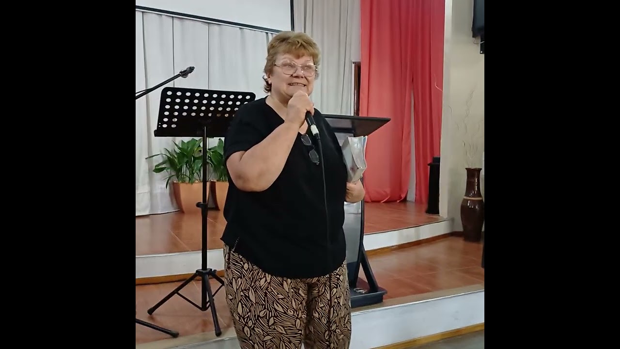 Mujeres cumpliendo propósitos  de eternidad