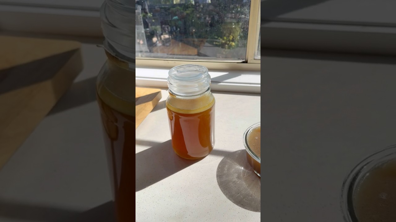 Cheap and easy way to make nutrient dense, #lowwaste food #bonebroth #nosetotail #sustainable