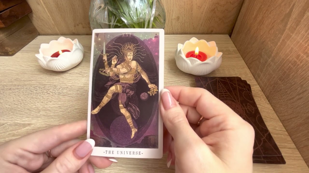 Обзор на Terra Volatile Tarot