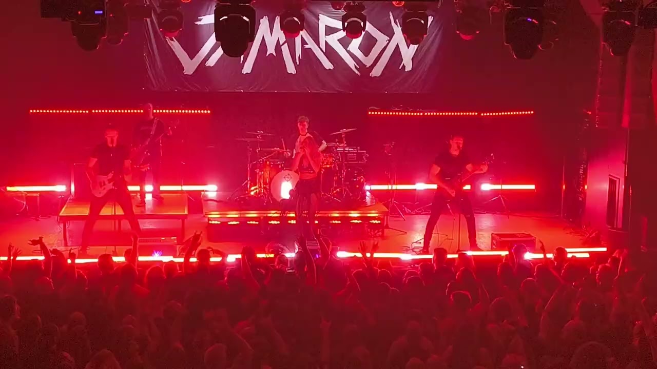 JAMARON ROXY 11.12.2024 Medvídci koušou phone 4K live